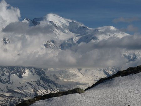 Le Mont Blanc se découvre...