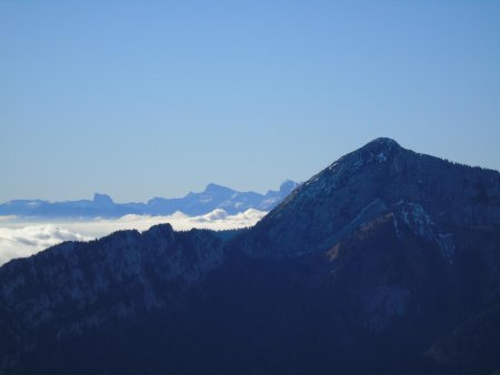 Charman Som, Mont Aiguille et le Vercors