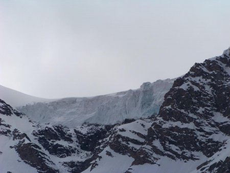 Les séracs du plateau du glacier superieur du Vallonnet.