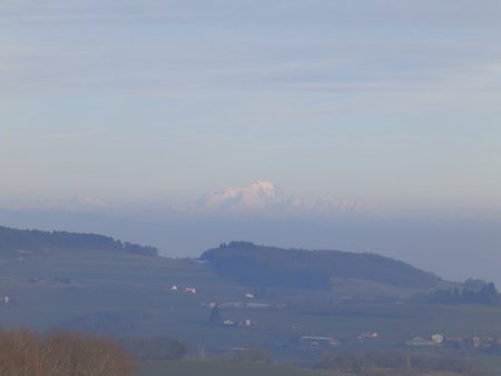 Zoom sur le Mont Blanc. 