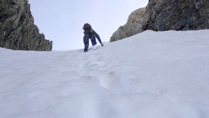 SYANO Crampons à glace avec 19 dents escalade Crampons en acier inoxydable Crampons antidérapants pour chaussures pour randonnée dhiver alpinisme