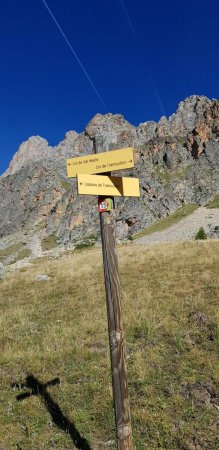 Bifurcation vers Col de Val Haute