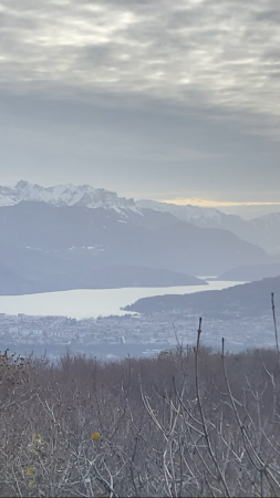 Le lac d’Annecy vu d’en haut