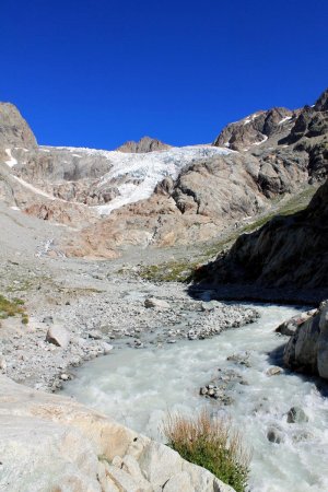 Glacier Blanc et son torrent