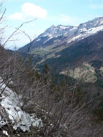 Pointe de Banc Plat depuis les crêtes du mont Julioz.