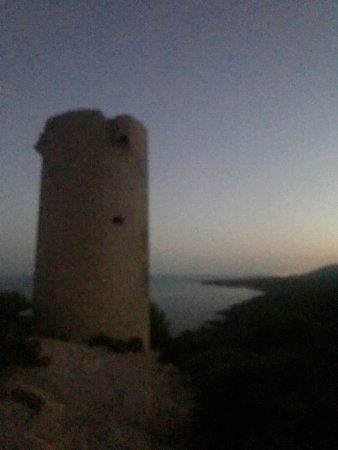 La Tour Abadum de nuit