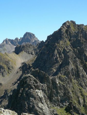Pic de Mirebel et Grande Lance d’Allemont depuis le sommet