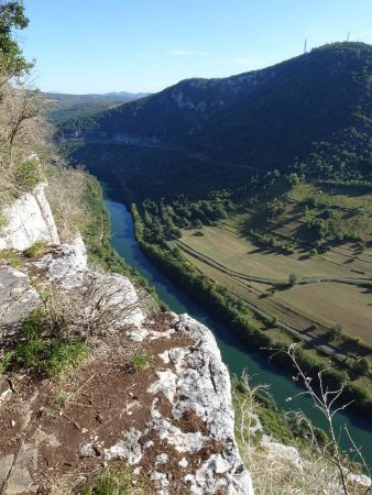 Rochers de Jarbonnet : la rivière d’Ain