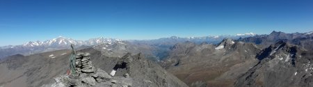 Panorama Nord sur le Mont Blanc et le Mont Rose.