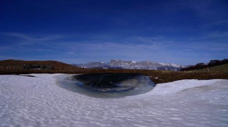 Le Grand Lac avec vue sur le Vercors