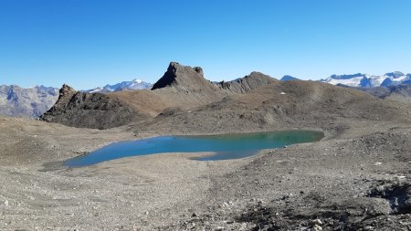 Lac de l’ancien glacier de la Sana