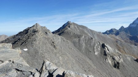 Vers le Pic Brusalana (3170m) et l’Asti (ou Mont Aiguillette 3298m).