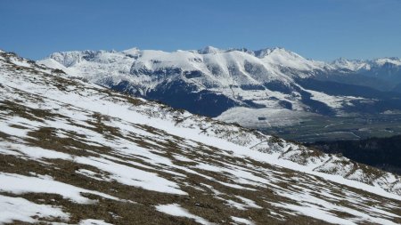 L’alpage du sommet avec vue vers le Grand Serre, Tabor...