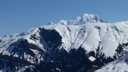 Le Mont Blanc se dévoile