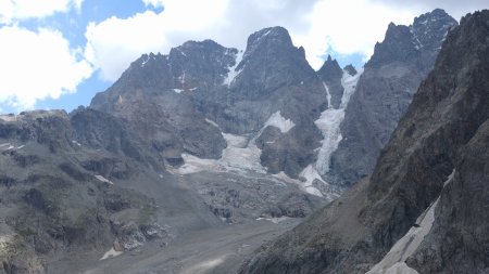Le glacier Noir sous la pointe Durand, sous le Pelvoux et sous le Pic sans Nom