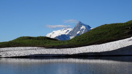 Le lac Sans Fond et le Mont Pourri.