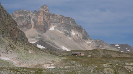 Cheval Blanc et refuge du Mont Thabor