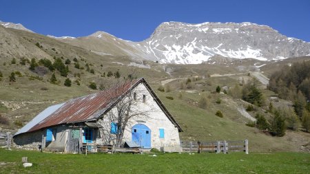 Cabane des Mulets et Roche Close
