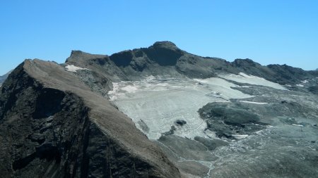 La Pointe du Montet et le glacier du Grand Pissaillas scindé en 2.