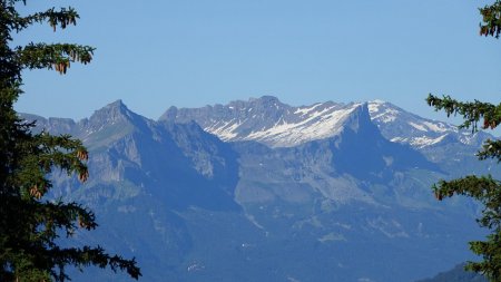 Pointe de Platé, Tête à l’Âne, Pointe d’Anterne, Mont Buet.