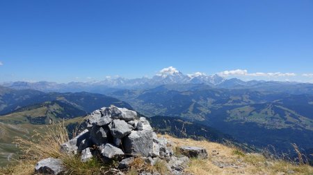 Vers le Mont Blanc et le Val d’Arly.
