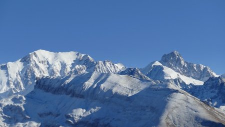 Mont Blanc, Enclaves, Aiguilles des Glaciers