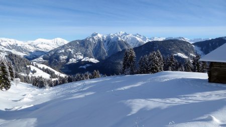 Vers la Pointe d’Outray et Mont Blanc