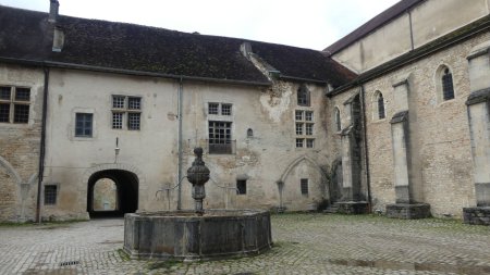 L’abbaye de Baume-les-Messieurs