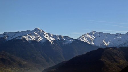 Grand Arc et Mont Bellacha ( même altitude : 2484m)