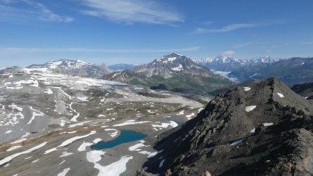 Panorama (4/8). Mont Blanc, Dôme de la Sache, Sommet de Bellecôte, ...