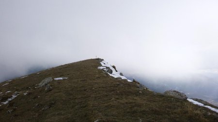 Vers le sommet du Castellard (1726m) - point culminant de cette montagne