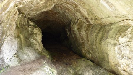 La Grotte des Faux Monnayeurs
