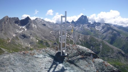 Croix sommitale de la punta Dell’Alp