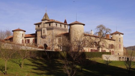 Château de Saconay, façades sud-ouest et sud-est.