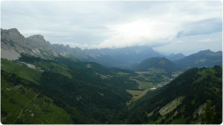 La Vallée de la Gresse, de la Crête de Quinquambaye.