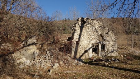 Ruines de la ferme de Toussierette.