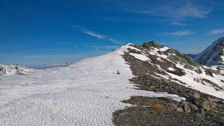 Le Monte Guiep (3103m), petit bastion rocheux sur la Crête de Mongioia