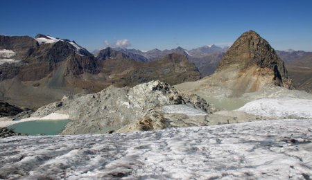 Un dernier regard en arrière sur le glacier