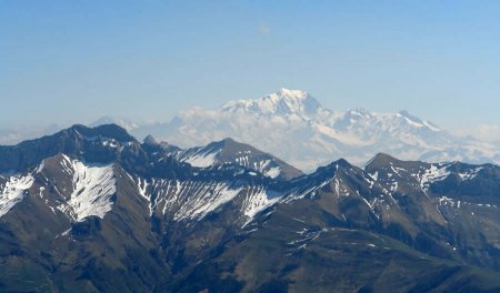 Mont Blanc en toile de fond