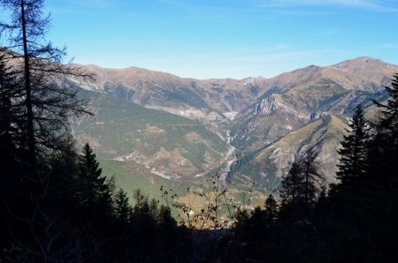Le bout de la vallée de la Roya et le Col de Tende qui marque la frontière avec l’italie