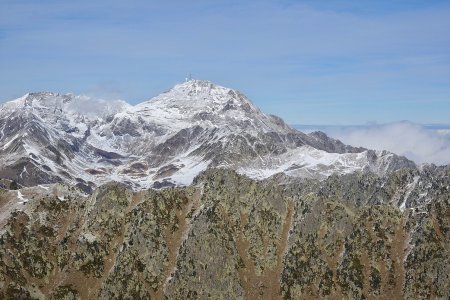 Zoom sur le pic du Midi de Bigorre
