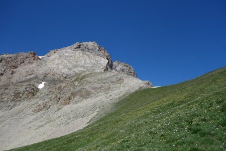 Le Col des Peygus et sommet de Crête des Granges.