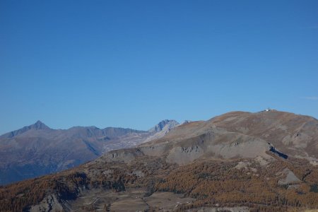 Zoom sur la Scolette, la Rognosa d’Etiache et le Mont Fraiteve
