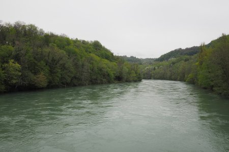 Le Rhône vu du pont de Pyrimont : vers l’amont...