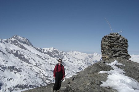 Le cairn sommital (3156m)