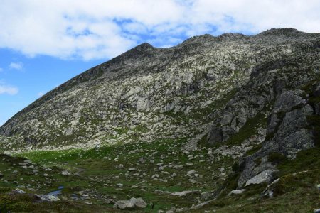 Le Pic de Séron et son versant d’ascension.