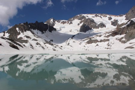 Lac et glacier des Quirlies
