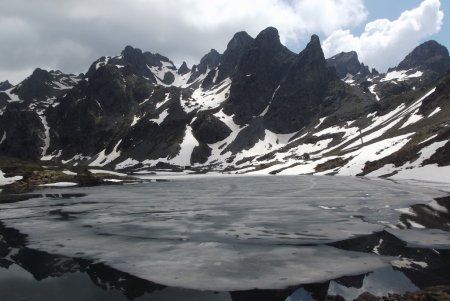 Lac Robert encore gelé, Grand Sorbier, Vans