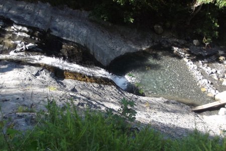 Le ruisseau du Villard et sa piscine