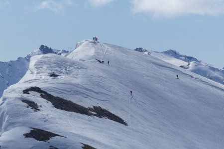 La majorité des skieurs vont sur le point 2927 m - crête des Chalanchettes.